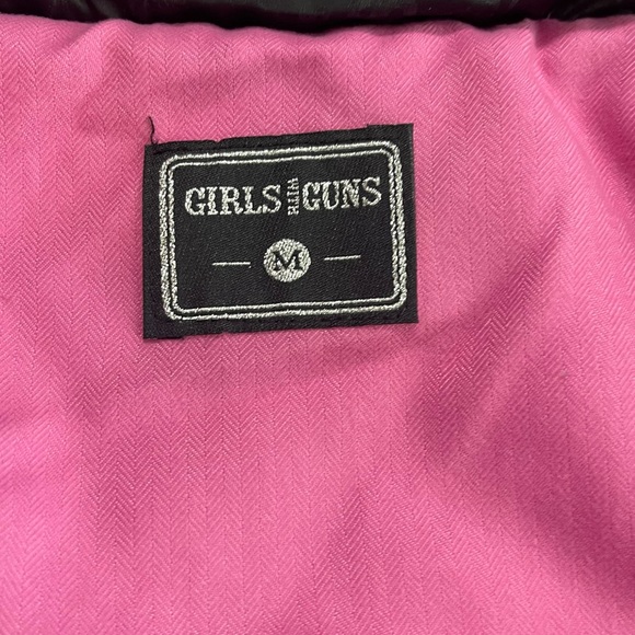 -NWT- Girls with Guns parka vest.       T5 - Picture 6 of 10